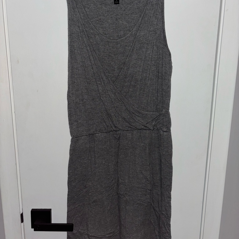 Banana Republic Gray Sleeveless Scoop Neck Midi Sundress